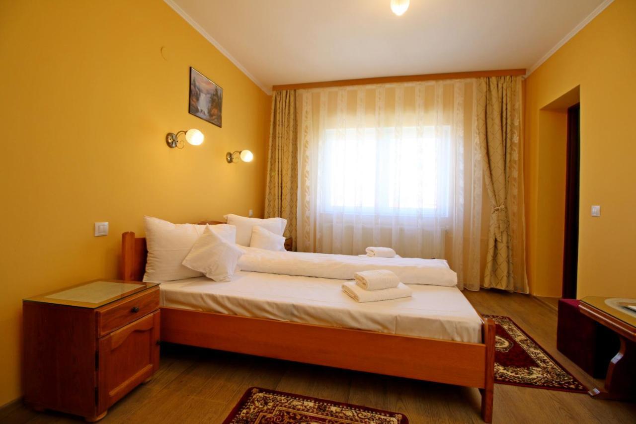 Pensiunea Nelu & Klein Sibiu Exteriör bild